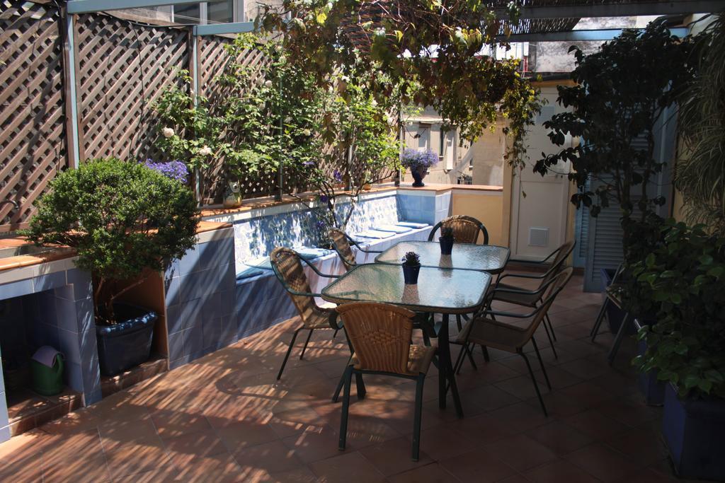 Dimora Dei Giganti Bed & Breakfast Napoli Exterior foto