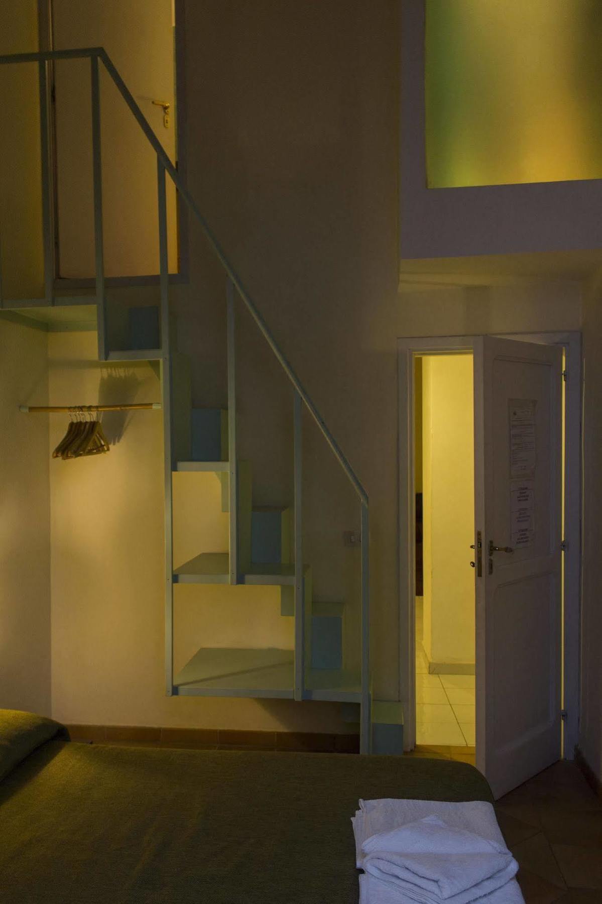 Dimora Dei Giganti Bed & Breakfast Napoli Exterior foto