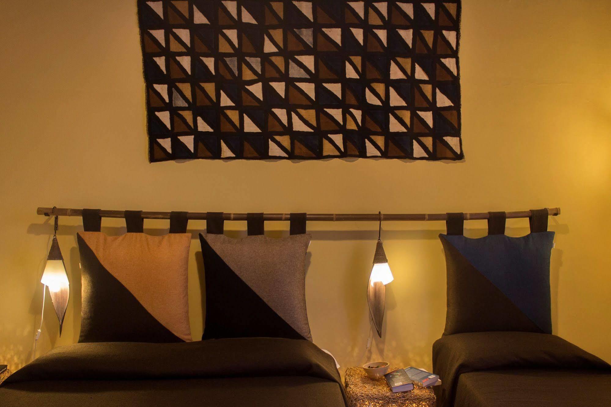 Dimora Dei Giganti Bed & Breakfast Napoli Exterior foto