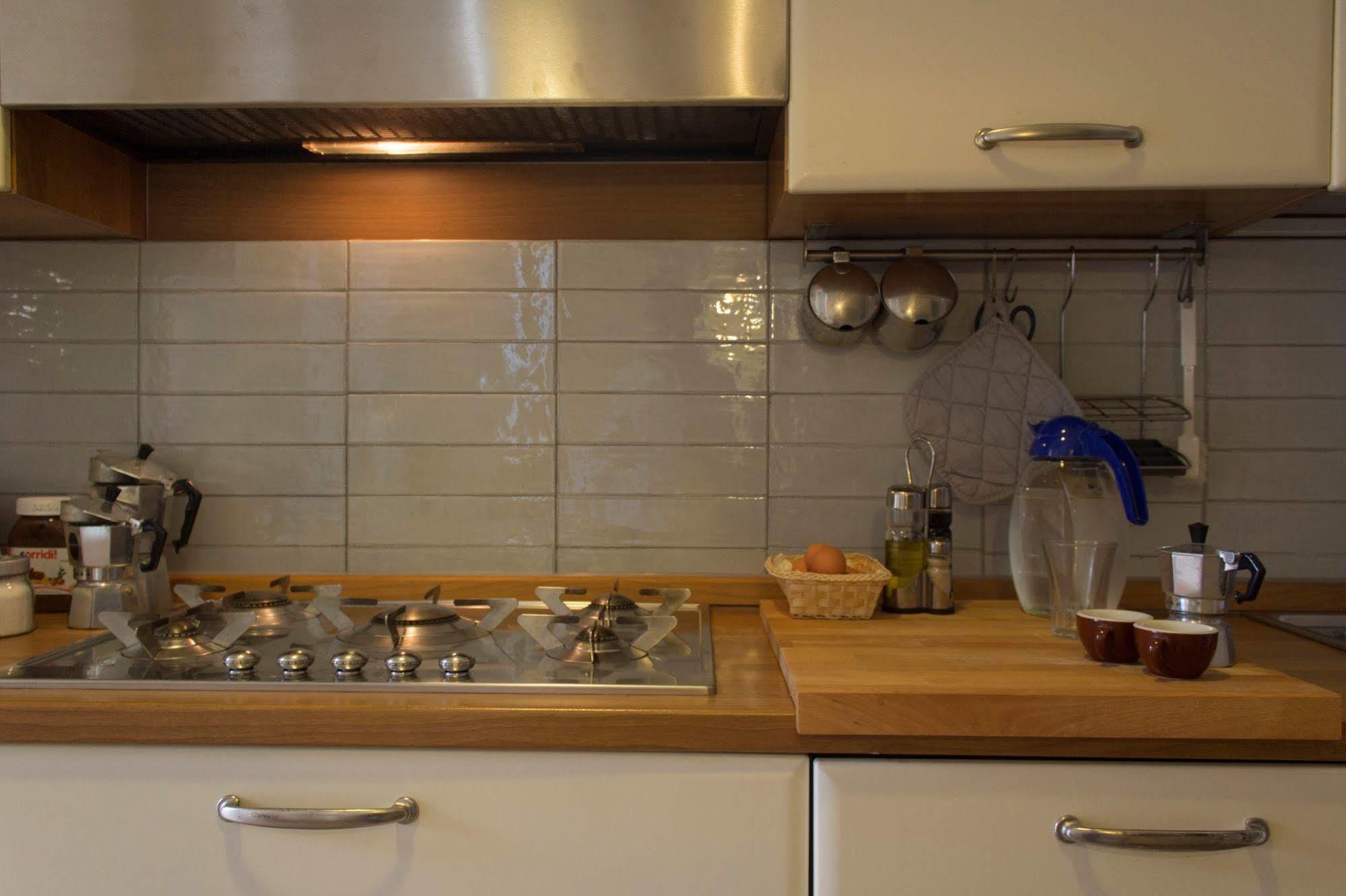 Dimora Dei Giganti Bed & Breakfast Napoli Exterior foto