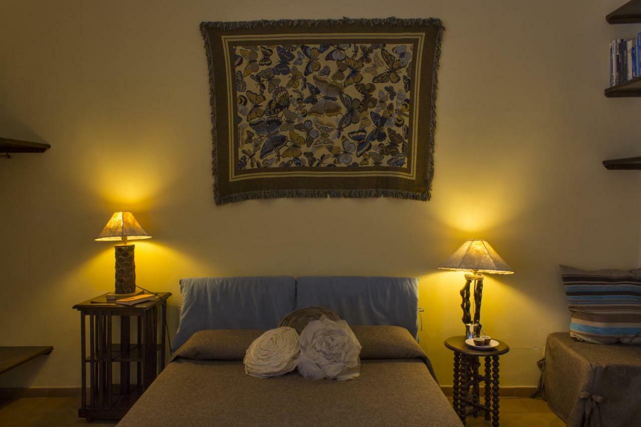 Dimora Dei Giganti Bed & Breakfast Napoli Cameră foto
